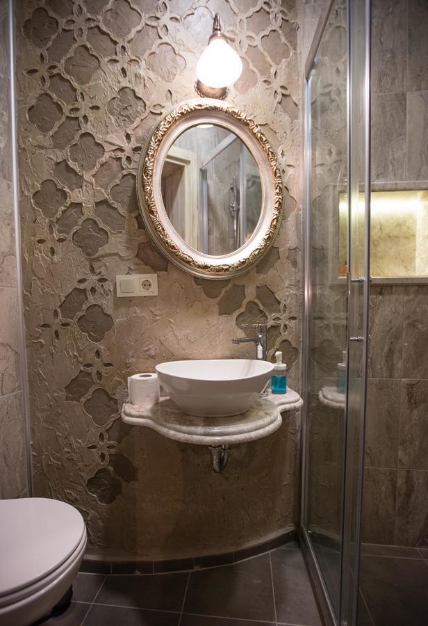 Flats Company -Mujgan Apartment Istanbul Exteriör bild